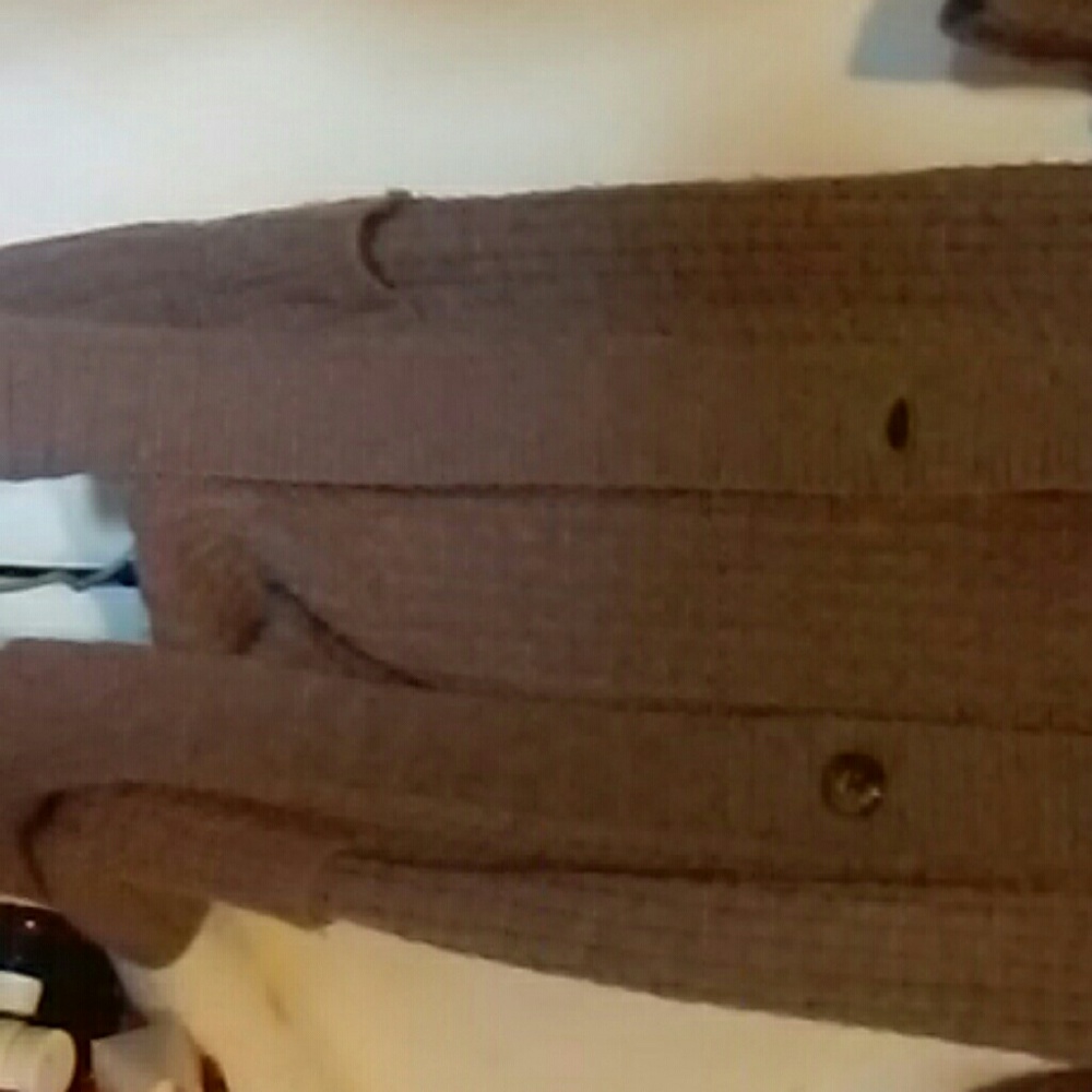Sweater - Picture 2 of 3